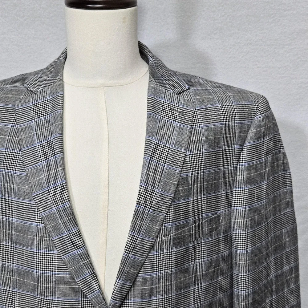 TravelSmith Blazer Mens Large Gray‎ Plaid 2 Button Sport Coat Jacket Classic Fit